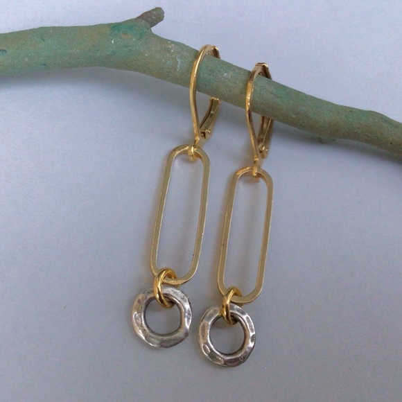 Sundance Charm Gold Link Dangle Earrings - Picture 2 of 10